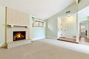 6305 Thurgood Ave, Austin, TX 78721 - Photo 4