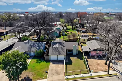 6305 Thurgood Avenue, Austin, TX 78721 - Photo 2