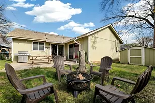 6305 Thurgood Ave, Austin, TX 78721 - Photo 12