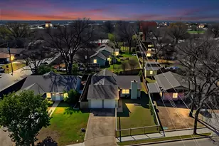 6305 Thurgood Ave, Austin, TX 78721 - Photo 22