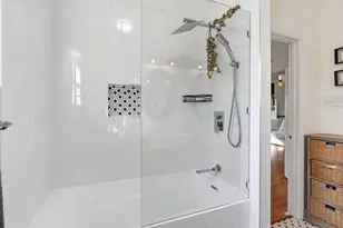 2931 E Martin Luther King Jr A & B Blvd, Austin, TX 78702 - Photo 30