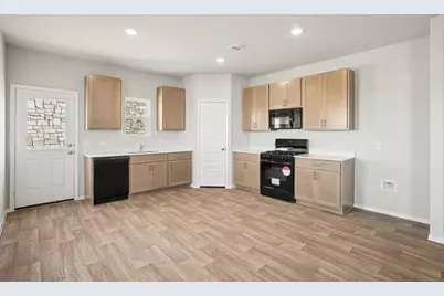 11905 Murano Drive, Austin, TX 78747 - Photo 4