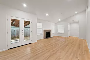 12323 Emery Oaks Rd, Austin, TX 78758 - Photo 8