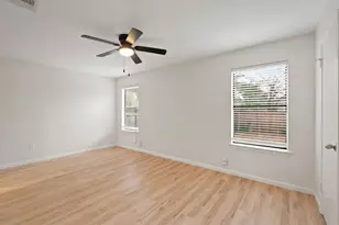 12323 Emery Oaks Rd, Austin, TX 78758 - Photo 14