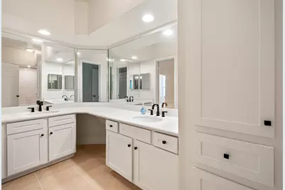 7701 Rialto Boulevard #637, Austin, TX 78735 - Photo 22