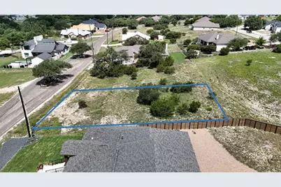 225 Jeff Vaughn, Blanco, TX 78606 - Photo 4