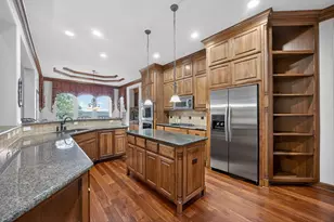 10500 Avery Club Dr, Austin, TX 78717 - Photo 4
