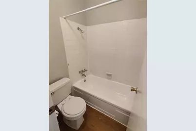 400 W 34th Street #201, Austin, TX 78705 - Photo 6