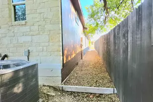 2201 Teri Rd, Austin, TX 78744 - Photo 38