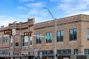 102 E 2nd St, Taylor, TX 76574 - Photo 1