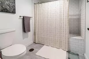 102 E 2nd St, Taylor, TX 76574 - Photo 10