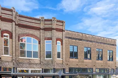 102 E 2nd Street #202, Taylor, TX 76574 - Photo 2