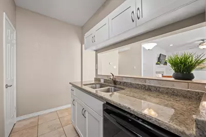 3001 Cedar Street #A 102, Austin, TX 78705 - Photo 12