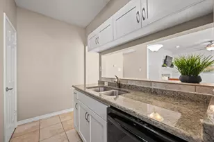 3001 Cedar St, Austin, TX 78705 - Photo 8
