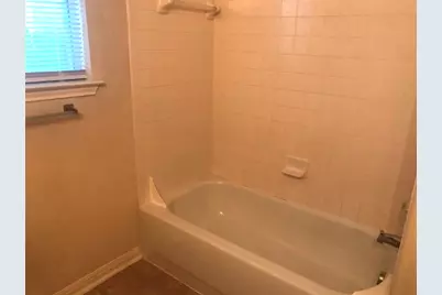 1009 Middle Brook Drive, Leander, TX 78641 - Photo 10