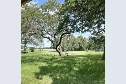 1093 County Road 205 Road, Giddings, TX 78942 - Photo 18