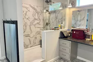 1093 County Road 205 Rd, Giddings, TX 78942 - Photo 12