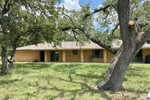 1093 County Road 205 Rd, Giddings, TX 78942 - Photo 20