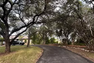 1302 Ridgecrest Dr, Austin, TX 78746 - Photo 4