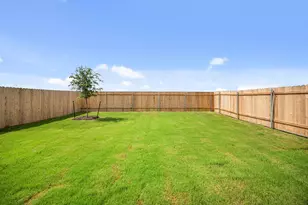 335 Young St, Buda, TX 78610 - Photo 16