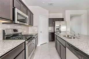 6709 Paseo San Lucas Ln, Austin, TX 78744 - Photo 10