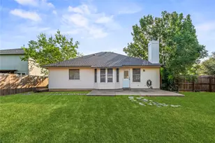 701 Sparkling Brook Ln, Leander, TX 78641 - Photo 4