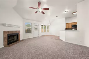 701 Sparkling Brook Ln, Leander, TX 78641 - Photo 10