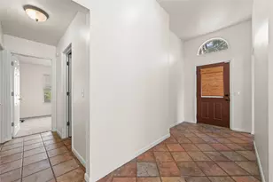 701 Sparkling Brook Ln, Leander, TX 78641 - Photo 8