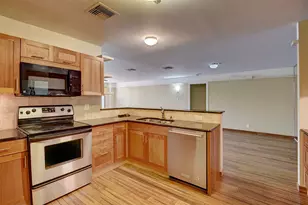 40 N Interstate 35 Expressway, Austin, TX 78701 - Photo 10