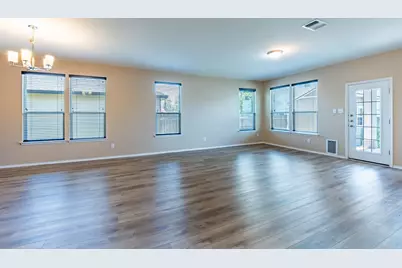 12416 Dwight Eisenhower Street, Manor, TX 78653 - Photo 6