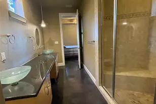 18800 Venture Dr, Lago Vista, TX 78645 - Photo 6