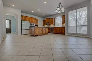 2785 Lake Forest Dr, Round Rock, TX 78665 - Photo 10