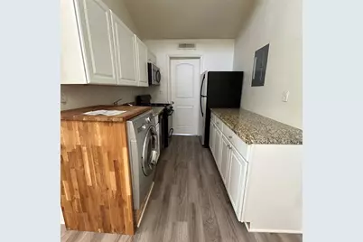 1106 W 22nd 1/2 Street #7, Austin, TX 78705 - Photo 4