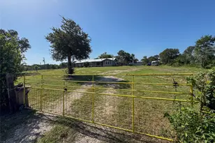 2813 Hwy 21 W, Dale, TX 78616 - Photo 38