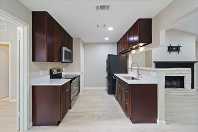 13300 Cowdray Park #B, Austin, TX 78729 - Photo 10