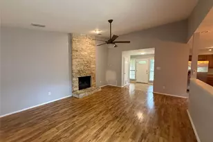 2811 Crownspoint Dr, Austin, TX 78748 - Photo 10