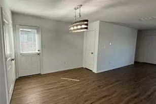 13711 Mussel Run, Elgin, TX 78621 - Photo 12