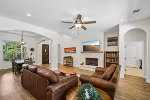 284 Moku Manu Dr, Bastrop, TX 78602 - Photo 8
