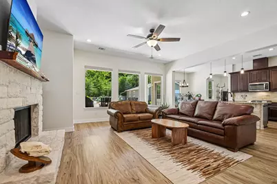284 Moku Manu Drive, Bastrop, TX 78602 - Photo 6