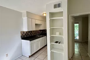 4322 Gillis St, Austin, TX 78745 - Photo 2