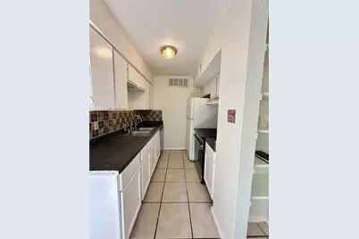 4322 Gillis Street #204, Austin, TX 78745 - Photo 8