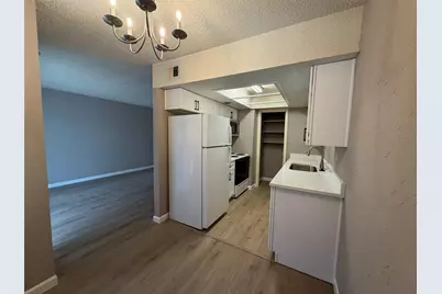 2600 Penny Lane #204, Austin, TX 78757 - Photo 2