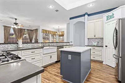 807 Yale Drive, Pflugerville, TX 78660 - Photo 2