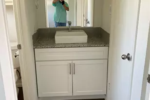 2627 Jones Rd, Austin, TX 78745 - Photo 4