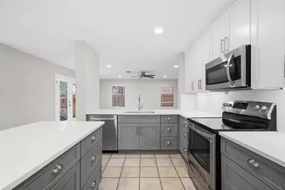 2423 Lavendale Court, Austin, TX 78748 - Photo 14