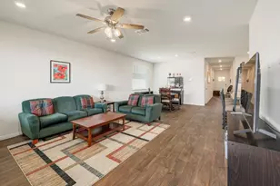 208 Abby Rd, Georgetown, TX 78626 - Photo 4