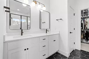 9115 Looksee Ln, Austin, TX 78744 - Photo 8