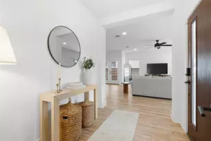 9115 Looksee Ln, Austin, TX 78744 - Photo 2