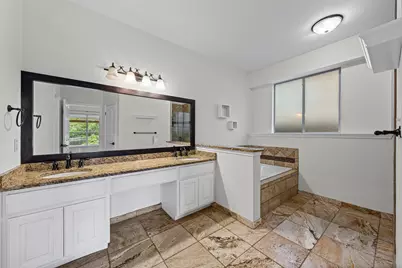 8820 Colberg Drive, Austin, TX 78749 - Photo 18