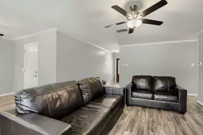 4801 Saguaro Road, Austin, TX 78744 - Photo 6